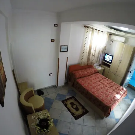 Hotel Ideal 3*
